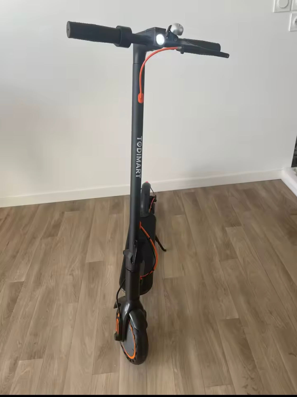 Scoot elettrico TODIMART T3 per adulti 350W motore potente 36V 7.8AH 20-30KM APP leggera
